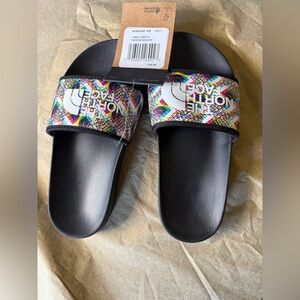 North Face Black and colorful, unisex Base Camp Slides NWT